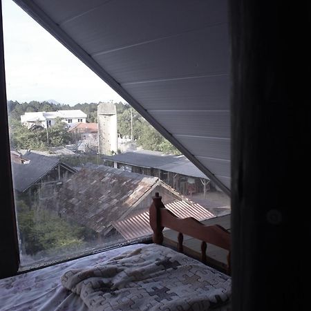 Pousada Hostel & Camping Pedra Do Urubu Guarda do Embau Luaran gambar