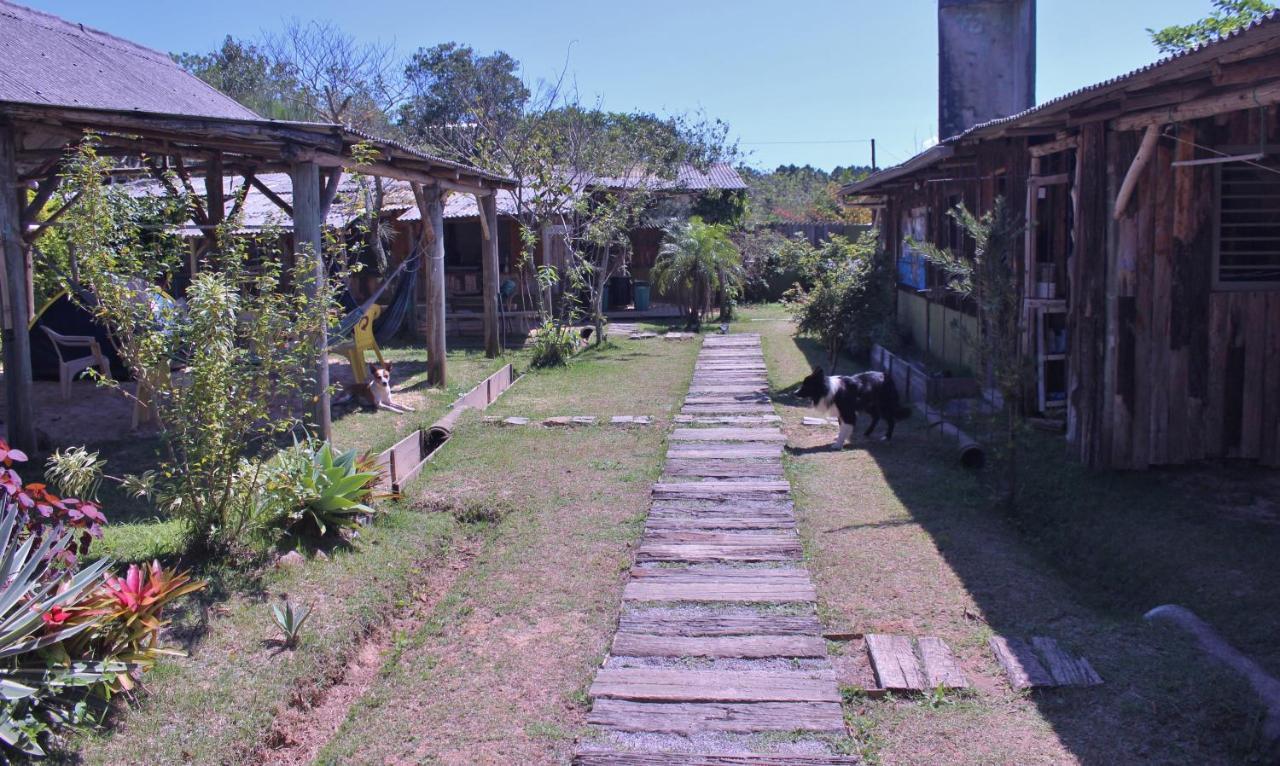 Pousada Hostel & Camping Pedra Do Urubu Guarda do Embau Luaran gambar