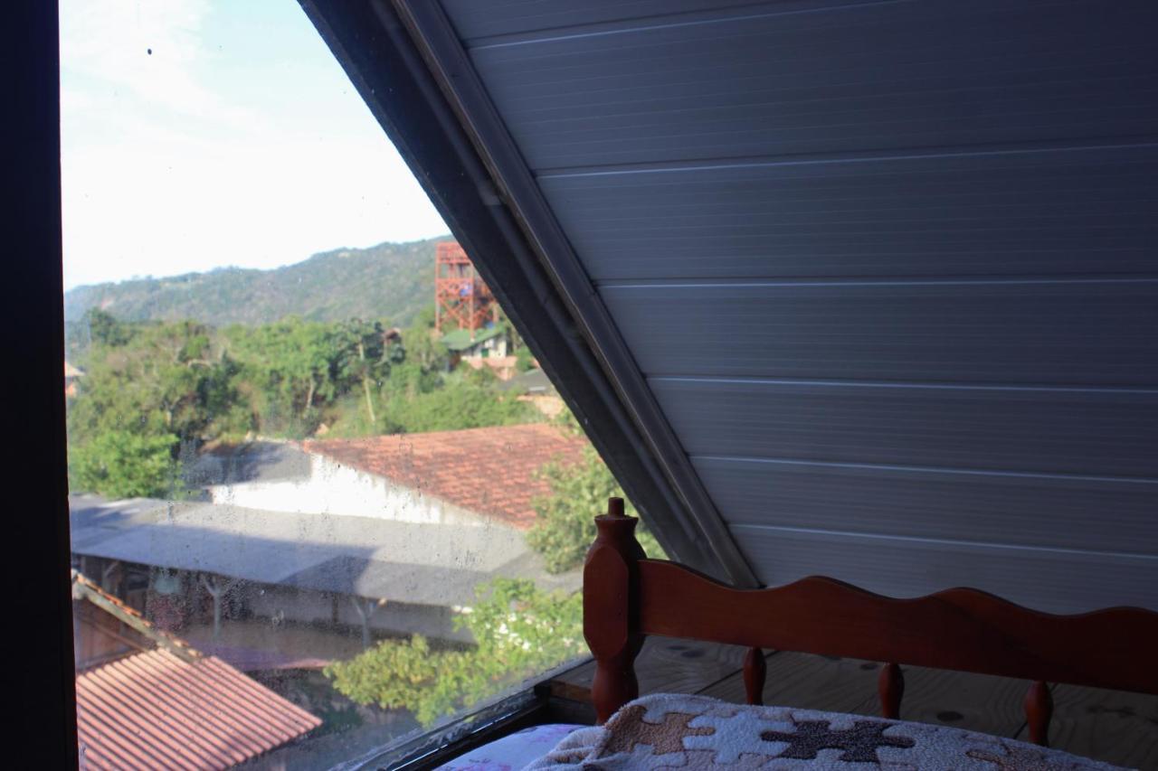 Pousada Hostel & Camping Pedra Do Urubu Guarda do Embau Luaran gambar